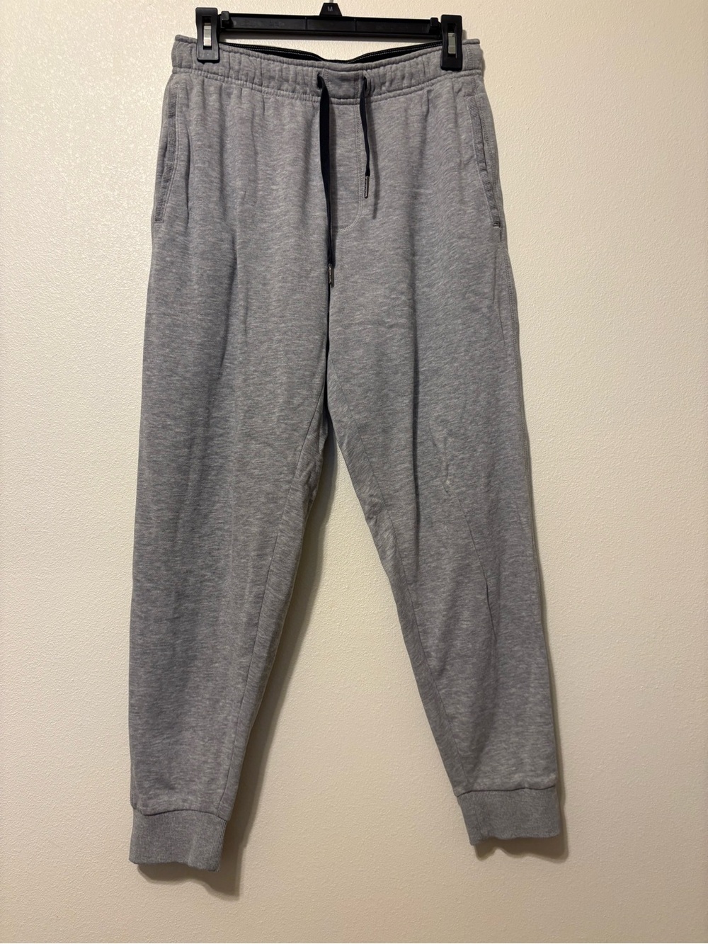 Denali Men's Heather Gray Drawstring Joggers